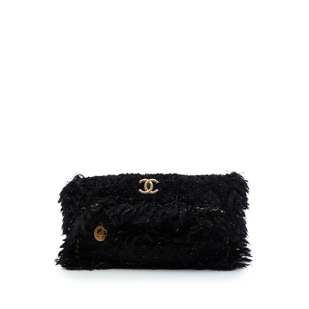 Pre-Loved Chanel Paris Cosmopolite Tweed Fringe Clutch